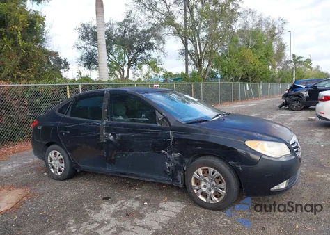 2010 Hyundai Elantra Gls z USA, uszkodzony, nr VIN KMHDU4AD7AU957312